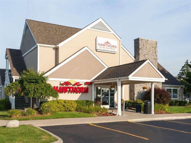 Hawthorn Suites By Wyndham Dearborn/Detroit Экстерьер фото